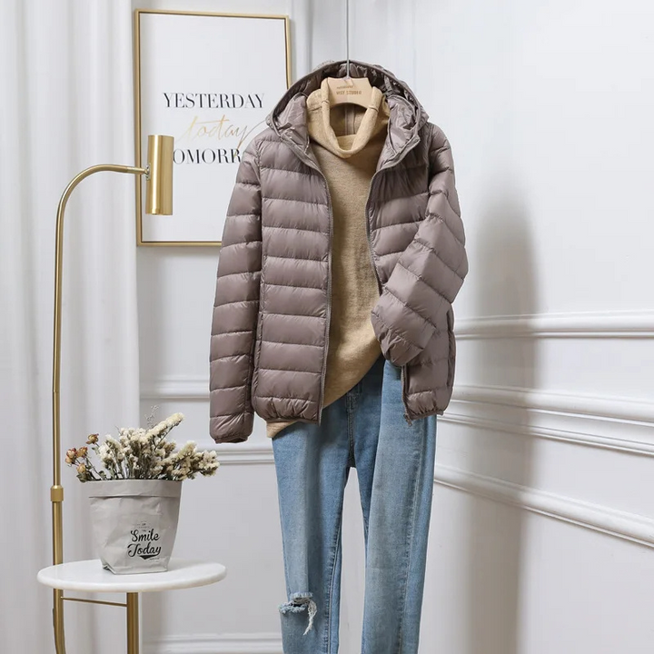 Kurtka Puchowa Damska – Praktyczna i Stylowa na Zimę
