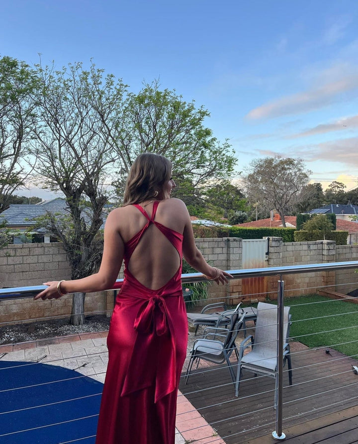 Suknia maxi dla kobiet – eleganckie suknie na wesela