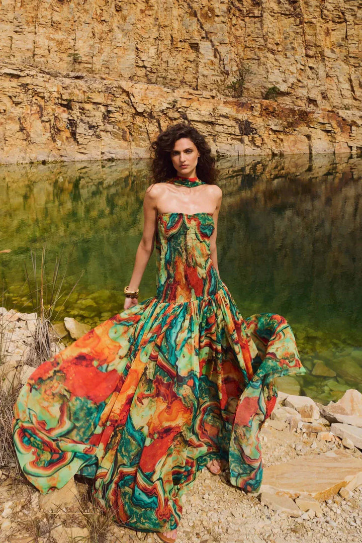 Stylowa długa sukienka na wesele wieczorowa