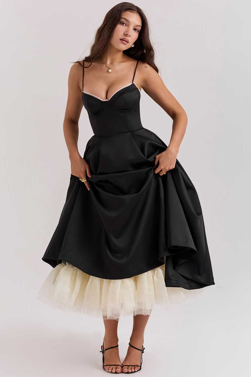 Damski Elegancka Sukienka z Tiulu z Regulowanymi Ramiączkami