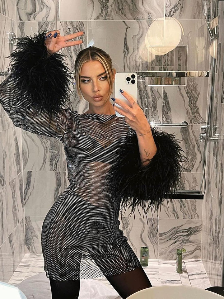 Sukienka sylwestrowa cekinowa wieczorowa efektowna