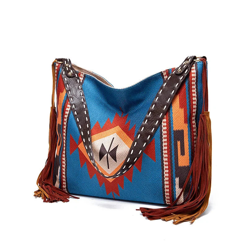 Minimalistyczna torebka ramię z plecionym akcentem