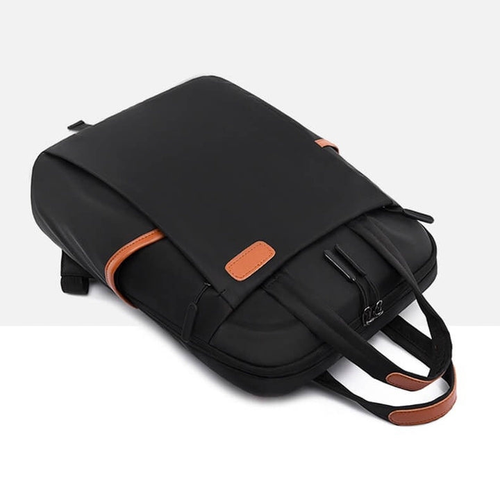 Smukły nowoczesny plecak antykradzieżowy do codziennych podróży