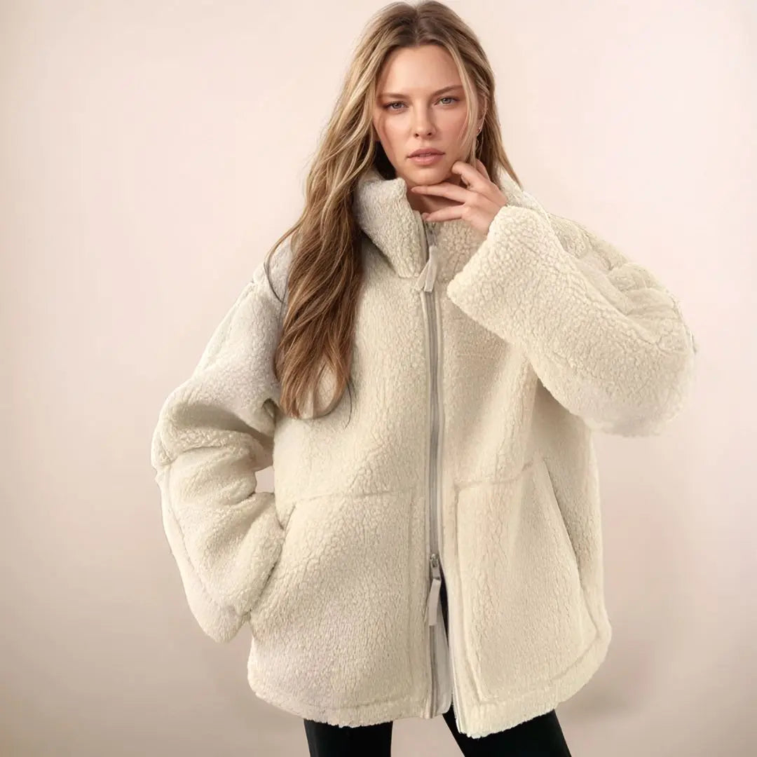 Damska kurtka zimowa z ociepleniem i kieszeniami