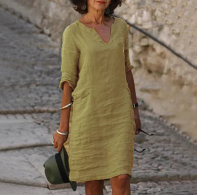 Wyjątkowa Damska Sukienka damska z dekoltem w serek i 3/4 rękawami